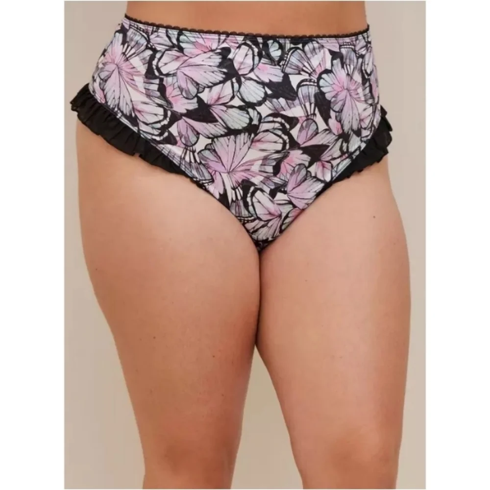 torrid | Satin Ruffle Underwire Bra and Satin Ruffle High-Rise Thong Panty Set - Picture 5 of 10